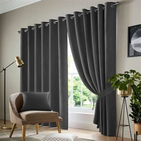 Blackout Curtains Dubai | Delivery & Installation | 40% Off