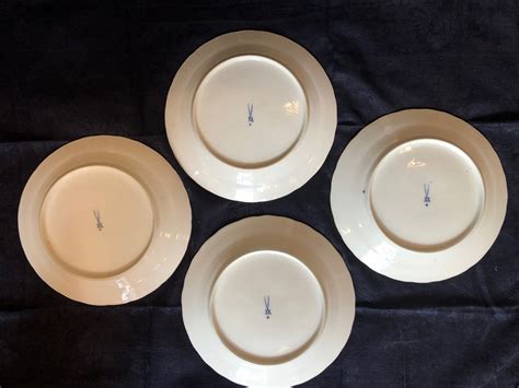 Proantic Series Of 4 Meissen Porcelain Plates 18th Century