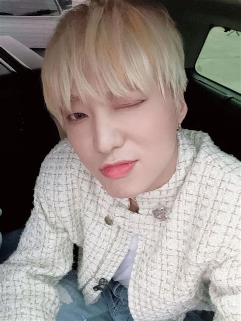 Kang Seungyoon On Weverse Winner Kang Seung Yoon Boy Groups