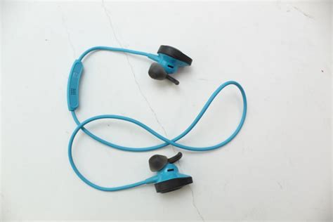 Bose Soundsport Pulse Wireless Earbuds | Property Room