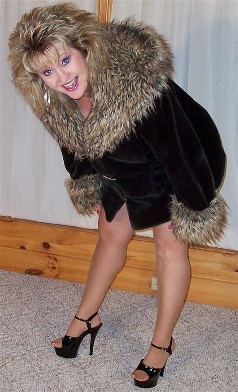 Fur Fashion Womens Fashion 80s Girls Hair Brained Beautiful Legs Beautiful Women Big Hair