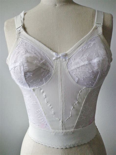 Vintage Bra 1960s Bali White Long Line 3300 Size 34c 3 Panel Lace Cup