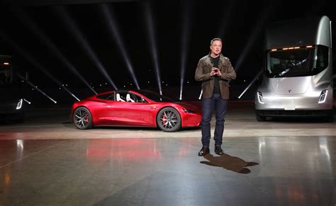 Elon Musk Annonce Larrivée De Trois Nouveaux Modèles Tesla à Quoi