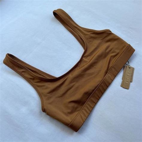 SKIMS Swim Nwt Skims Signature Swim Tank Bikini Top Poshmark