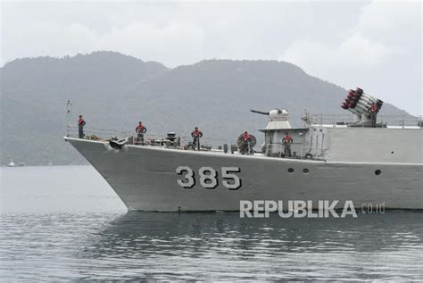 Tiga Kri Dalam Posisi Siaga Tempur Di Laut Natuna