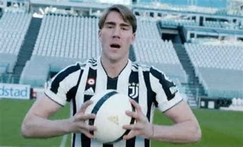 Vlahovic Juve Le Prime Parole Da Nuovo Giocatore Bianconero VIDEO