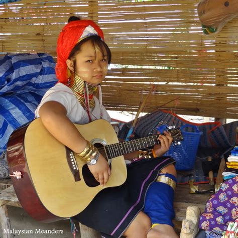 Malaysian Meanders: Visiting the Long Neck Tribe