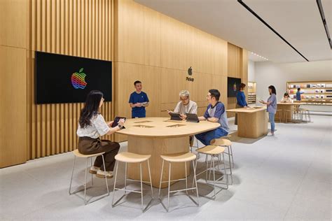 Apple Store Interior