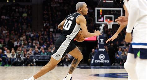 NBA Jeremy Sochan wrócił do gry San Antonio Spurs rozbici w meczu z