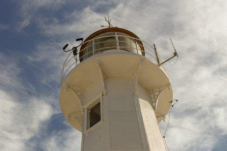 Farol De Santa Luzia Em Vila Velha Brasil Visto De Baixo C U