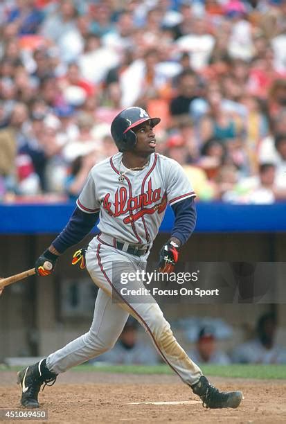 Deion Sanders Braves Photos and Premium High Res Pictures - Getty Images