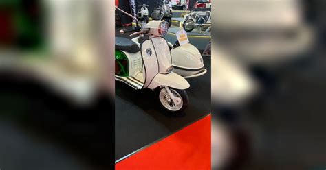 Motor Tipe Sidecar Atau Sespan Royal Alloy Meramaikan Gelaran Iims