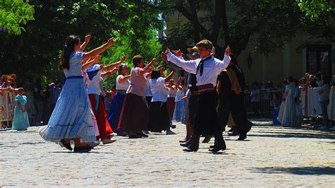 De Octubre Fundaci N De San Antonio De Areco El Pueblo De La