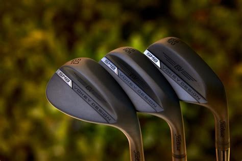 Three Different Types Of Golf Clubs Are Shown