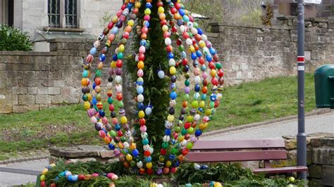 Bildergalerie schönsten Osterbrunnen des Murgtals