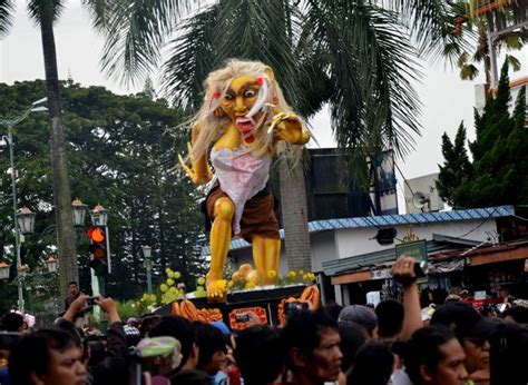 Mengenal Ogoh Ogoh Karya Seni Patung Yang Kerap Dipawaikan Jelang