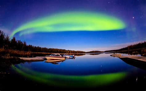 Aurora Borealis Wallpaper Screensavers - WallpaperSafari