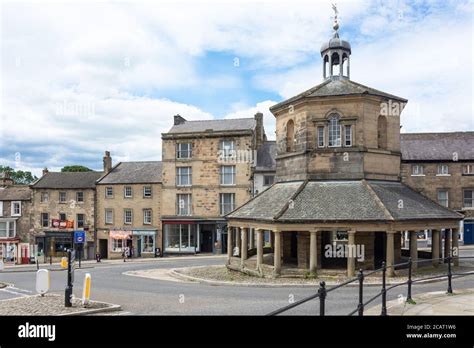 Barnard castle market town hi-res stock photography and images - Alamy