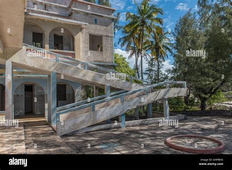 The Ruins Of Santa Carolina Hotel In The Bazaruto Archipelago