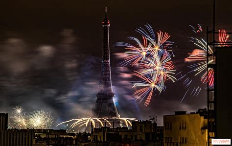 Feu Dartifice Du 14 Juillet à Paris Sur La Tour Eiffel 2021 La Vidéo