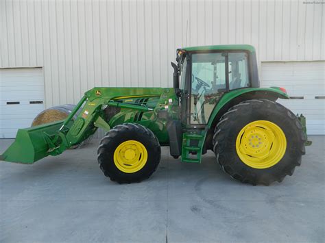 2013 John Deere 6115m Tractors Utility 40 100hp John Deere