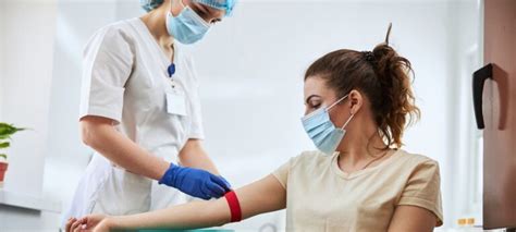 How To Become Phlebotomist Skillsandtech Skillsandtech