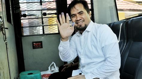 Mengapa Saipul Jamil Tersenyum Saat Dipindahkan Ke Lp Cipinang