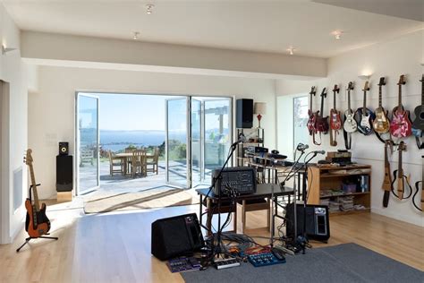 How to Design a Functional Home Music Studio - Small Design Ideas