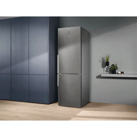 Electrolux Kyl Frys Lowfrost Cm L Frist Ende Kyl Frys