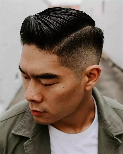 Low Taper Pompadour