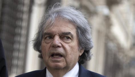 Renato Brunetta è indagato per falso e finanziamento illecito sospetti