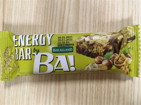 Bakalland Energy Bar By BA Cereal Bar With Nuts And Glaze Of Cocoa And