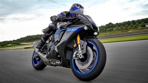 Yamaha R1 terá nova geração que deve ser mostrada durante o Salão de