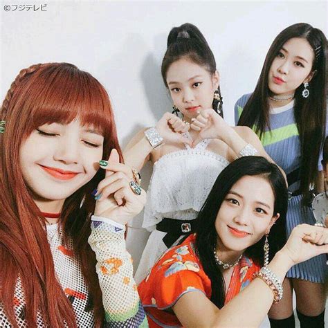 Cute blackpink they look pretty but cute at the same time fighting blackpink | Blackpink - 블랙핑크 ...