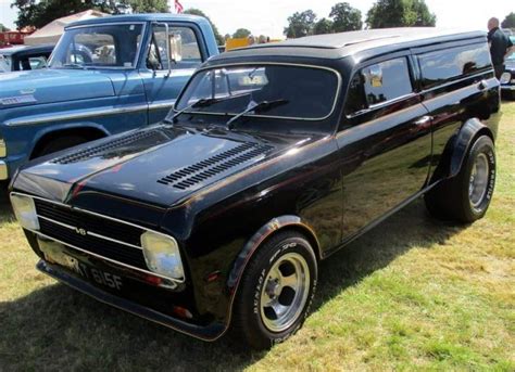 Custom V8 Mini Clubman Traveller