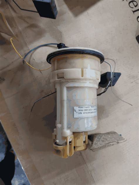 Toyota Camry 2005 Fuel Pump Assembly