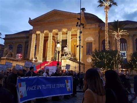 Palermo La Marcia Per La Pace Lorefice La Guerra Follia Live