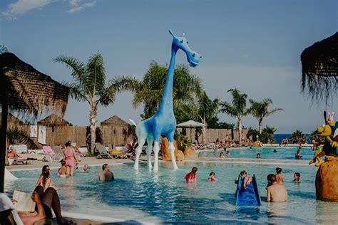 Vive Unas Vacaciones Inolvidables Con Toda La Familia En Alannia Resort