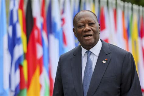 Alassane Ouattara Maintient Le Suspense Sur Sa Candidature