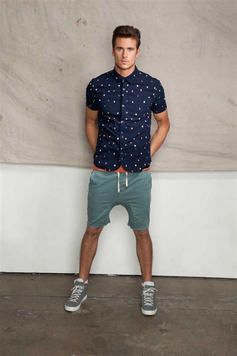 Monde Des Hommes Mens Summer Outfits Short Men Fashion Mens Fashion Summer