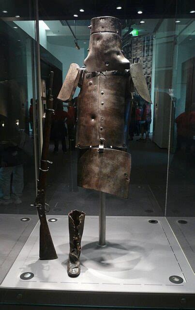 Ned Kelly: The Australian Outlaw Who Wore a Suit of Armor During His Last Shootout With Police ...