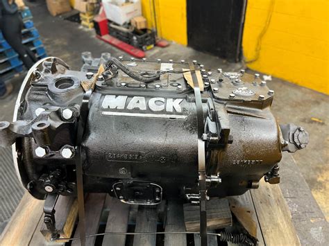 Mack T2070 Transmission 11kba51383 7 Speed 284kb519 281kb577