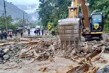 Un Alud En Ecuador Deja Seis Muertos Heridos Y Decenas De Desaparecidos