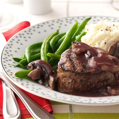 Beef Tenderloin with Mushroom Sauce Recipe: How to Make It