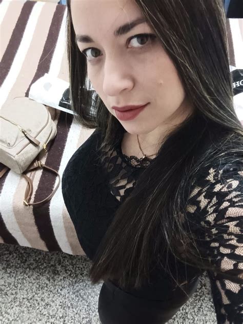 SALOME LATINA MORENA MUY CARIÑOSA Y CAÑERA sexy girl in Bilbao