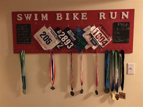 Race Medal And Bib Hanger Race Medal Medals Hanger