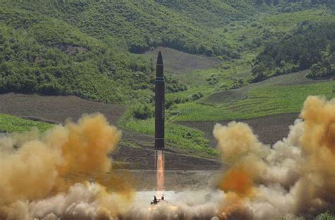 Nach Nordkoreas Raketentest Usa K Ndigen H Rtere Sanktionen An Politik