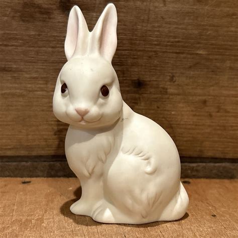 Vintage Porcelain Bunny Rabbit Figurine Malaysia Ebay