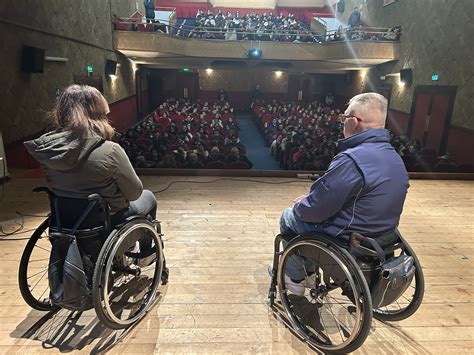 A Tutta Sicurezza Al Teatro Stimate Verona Strada Sicura