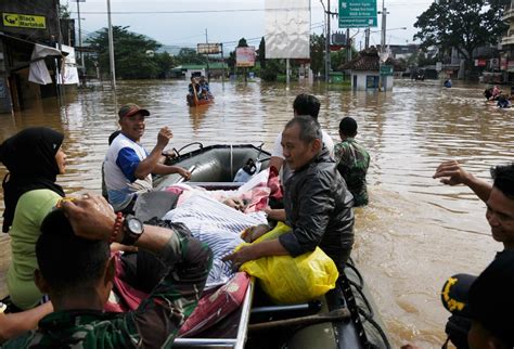 Apindo Kerugian Banjir Bandung Cukup Besar Medcomid